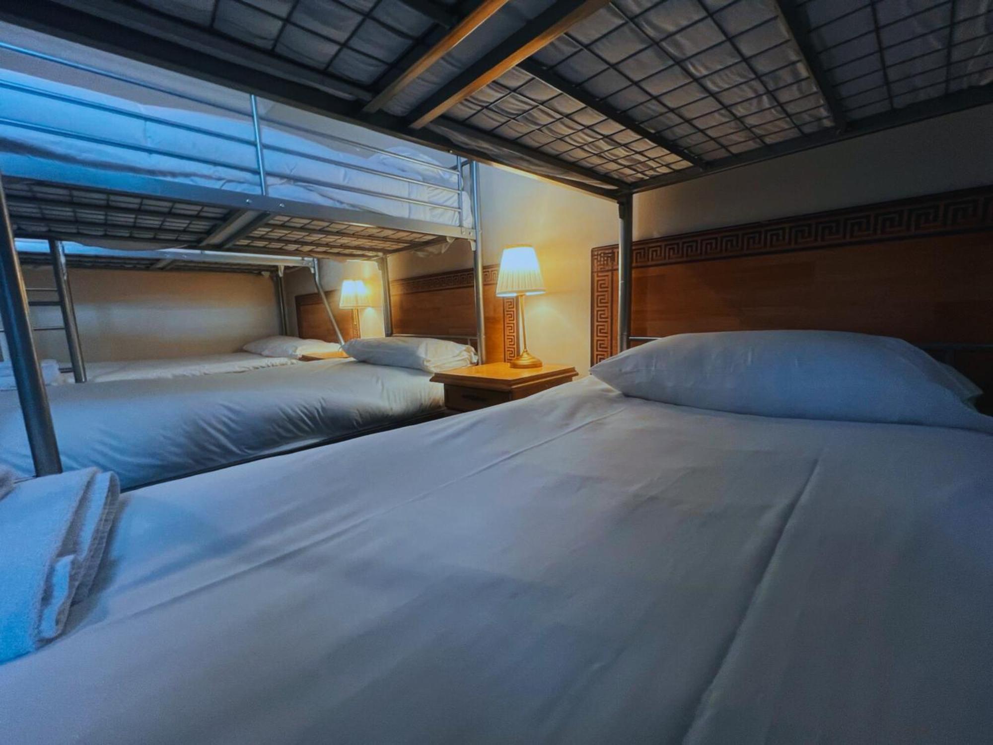 Helen'S Hotel Near Wembley ロンドン エクステリア 写真